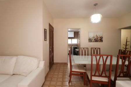 Apartamento para alugar com 76m², 3 quartos e 1 vagaSala