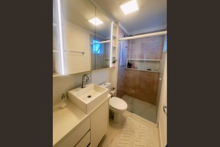 Apartamento à venda com 79m², 3 quartos e 1 vaga Apartamento à venda com 79m², 3 quartos e 1 vagaBanheiro 2