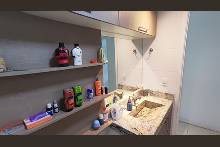 Apartamento à venda com 206m², 4 quartos e 2 vagasBanheiro Social