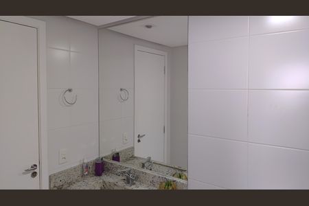 Apartamento à venda com 206m², 4 quartos e 2 vagasBanheiro 2