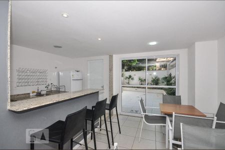 Apartamento à venda com 206m², 4 quartos e 2 vagasÁrea comum - Salão de festas