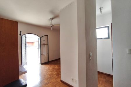 Casa à venda com 445m², 5 quartos e 5 vagasQuarto Suíte 2