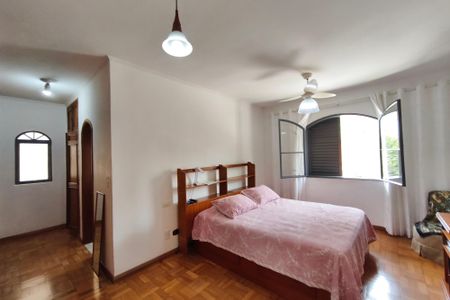 Casa à venda com 445m², 5 quartos e 5 vagasQuarto Suíte 5