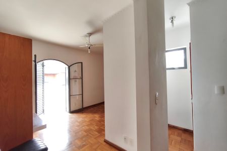 Casa à venda com 445m², 5 quartos e 5 vagasQuarto Suíte 2