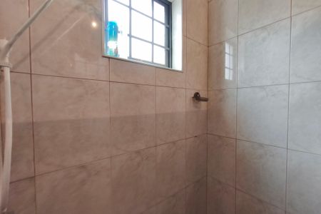 Casa à venda com 445m², 5 quartos e 5 vagasBanheiro Suíte 4