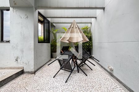 Apartamento à venda com 50m², 1 quarto e 1 vagaÁrea comum - Piscina