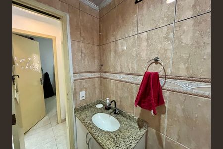 Apartamento à venda com 64m², 2 quartos e 1 vagaBanheiro Social