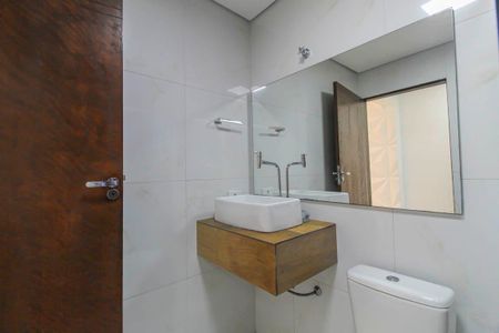 Casa à venda com 100m², 3 quartos e 2 vagasBanheiro