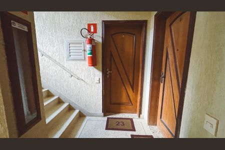 Apartamento para alugar com 80m², 2 quartos e 1 vagaHall social