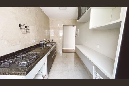 Apartamento para alugar com 80m², 2 quartos e 1 vagaCozinha