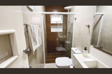 Casa à venda com 100m², 2 quartos e 2 vagasBanheiro