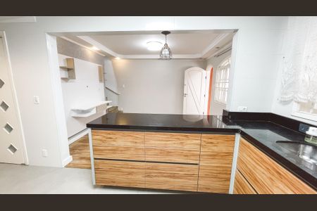 Casa à venda com 100m², 2 quartos e 2 vagasCozinha