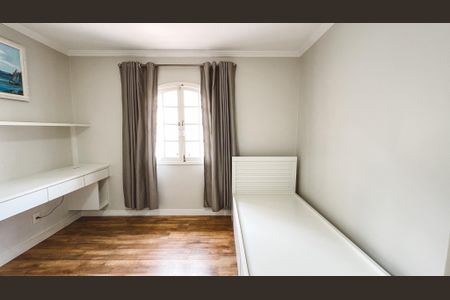 Casa à venda com 100m², 2 quartos e 2 vagasQuarto