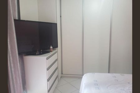 Casa à venda com 2 quartos, 88m² em Vila Carrão, São Paulo
