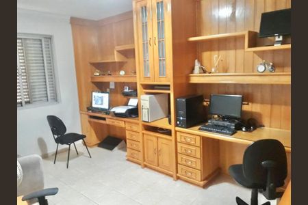 Foto 15 de casa à venda com 4 quartos, 284m² em Vila Graciosa, São Paulo