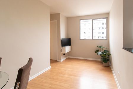 Sala de apartamento para alugar com 2 quartos, 52m² em Xaxim, Curitiba