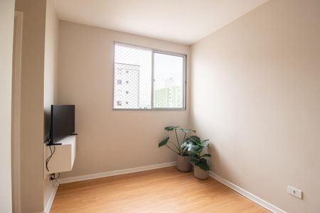 Sala de apartamento para alugar com 2 quartos, 52m² em Xaxim, Curitiba