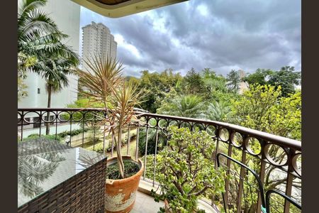 Apartamento à venda com 160m², 4 quartos e 2 vagasFoto 11
