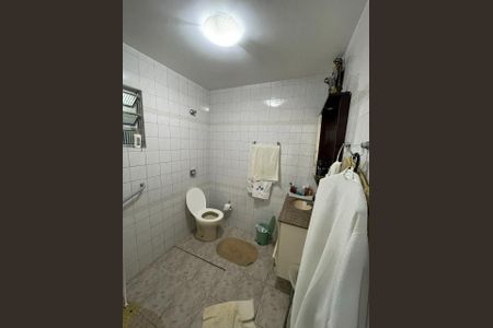 Apartamento para alugar com 242m², 5 quartos e 2 vagasBanheiro da Suíte 4