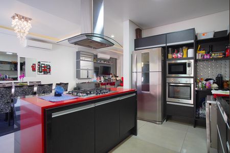 Casa de condomínio à venda com 241m², 3 quartos e 3 vagasCozinha