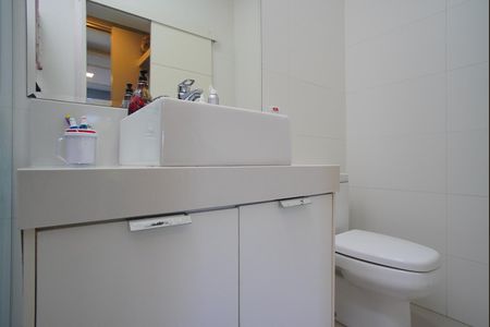 Casa de condomínio à venda com 241m², 3 quartos e 3 vagasBanheiro da Suíte 2