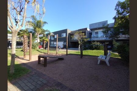 Casa de condomínio à venda com 241m², 3 quartos e 3 vagasÁrea comum