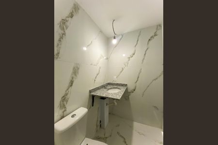 Apartamento à venda com 63m², 2 quartos e 1 vagaBanheiro da Suíte