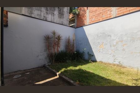 Casa à venda com 69m², 2 quartos e 2 vagas Casa à venda com 69m², 2 quartos e 2 vagasFoto 24