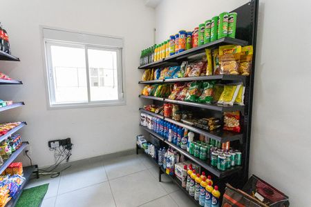 Apartamento à venda com 42m², 2 quartos e 1 vagaMinimercado