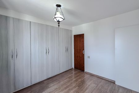 Apartamento à venda com 112m², 3 quartos e 1 vaga Apartamento à venda com 112m², 3 quartos e 1 vagaSuíte
