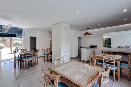 Apartamento à venda com 112m², 3 quartos e 1 vaga Apartamento à venda com 112m², 3 quartos e 1 vagaÁrea comum