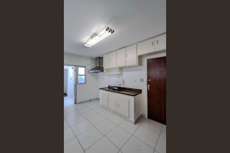 Apartamento à venda com 112m², 3 quartos e 1 vaga Apartamento à venda com 112m², 3 quartos e 1 vagaCozinha