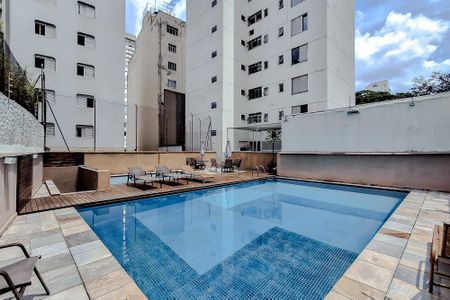 Apartamento à venda com 112m², 3 quartos e 1 vaga Apartamento à venda com 112m², 3 quartos e 1 vagaÁrea comum - Piscina