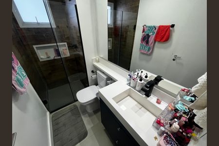 Apartamento à venda com 121m², 3 quartos e 2 vagas Apartamento à venda com 121m², 3 quartos e 2 vagasBanheiro