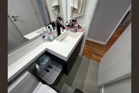 Apartamento à venda com 121m², 3 quartos e 2 vagas Apartamento à venda com 121m², 3 quartos e 2 vagasBanheiro