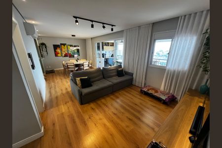 Apartamento à venda com 121m², 3 quartos e 2 vagas Apartamento à venda com 121m², 3 quartos e 2 vagasSala