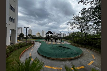 Apartamento à venda com 121m², 3 quartos e 2 vagas Apartamento à venda com 121m², 3 quartos e 2 vagasÁrea comum - Playground