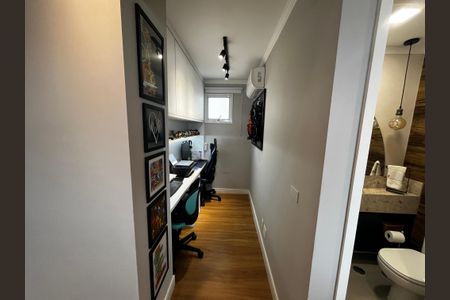 Apartamento à venda com 121m², 3 quartos e 2 vagas Apartamento à venda com 121m², 3 quartos e 2 vagasEscritório