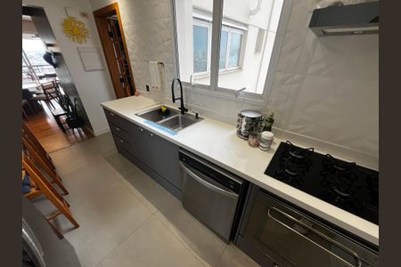 Apartamento à venda com 121m², 3 quartos e 2 vagas Apartamento à venda com 121m², 3 quartos e 2 vagasCozinha