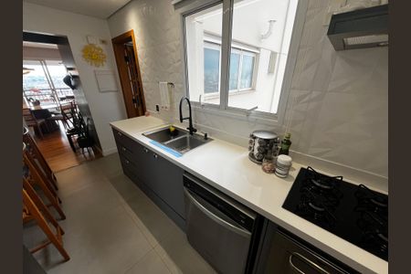 Apartamento à venda com 121m², 3 quartos e 2 vagas Apartamento à venda com 121m², 3 quartos e 2 vagasCozinha
