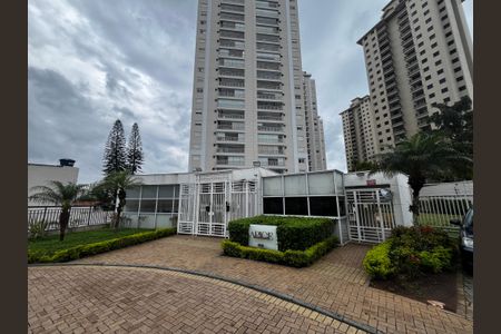 Apartamento à venda com 121m², 3 quartos e 2 vagas Apartamento à venda com 121m², 3 quartos e 2 vagasFachada