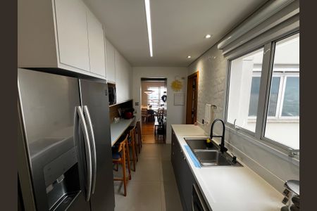 Apartamento à venda com 121m², 3 quartos e 2 vagas Apartamento à venda com 121m², 3 quartos e 2 vagasCozinha