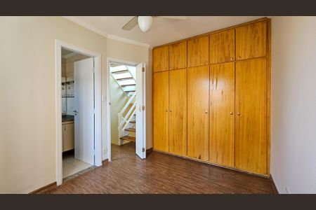 Casa à venda com 205m², 3 quartos e 2 vagas Casa à venda com 205m², 3 quartos e 2 vagasSuíte 2