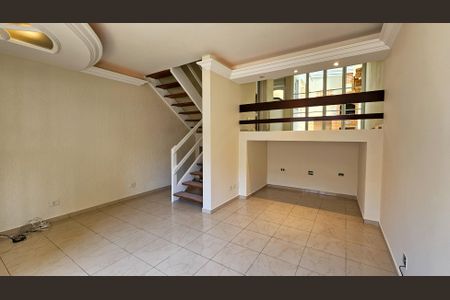 Casa à venda com 205m², 3 quartos e 2 vagas Casa à venda com 205m², 3 quartos e 2 vagasSala