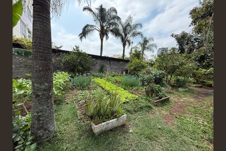 Casa à venda com 205m², 3 quartos e 2 vagas