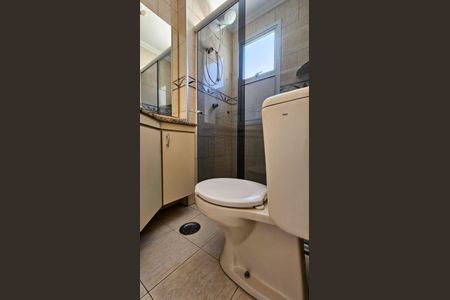 Casa à venda com 205m², 3 quartos e 2 vagas Casa à venda com 205m², 3 quartos e 2 vagasBanheiro da Suíte 1