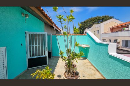 Casa à venda com 205m², 3 quartos e 2 vagas Casa à venda com 205m², 3 quartos e 2 vagasÁrea Externa