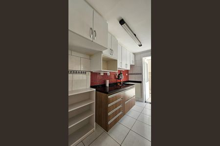 Casa à venda com 205m², 3 quartos e 2 vagas Casa à venda com 205m², 3 quartos e 2 vagasCozinha