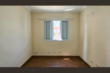 Casa à venda com 205m², 3 quartos e 2 vagas Casa à venda com 205m², 3 quartos e 2 vagasQuarto