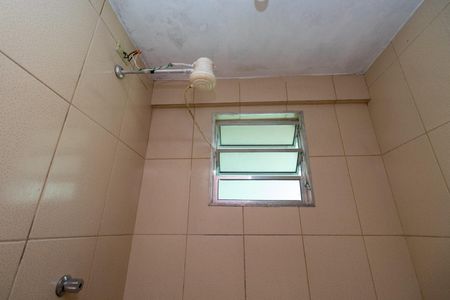 Banheiro de casa para alugar com 1 quarto, 250m² em Parque dos Bancarios, São Paulo